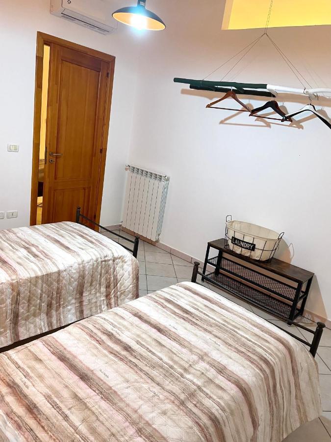 Finestra Sul Borgo Apt. Acquarica del Capo Buitenkant foto
