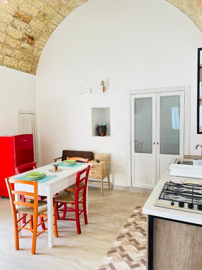 Finestra Sul Borgo Apt. Acquarica del Capo Buitenkant foto
